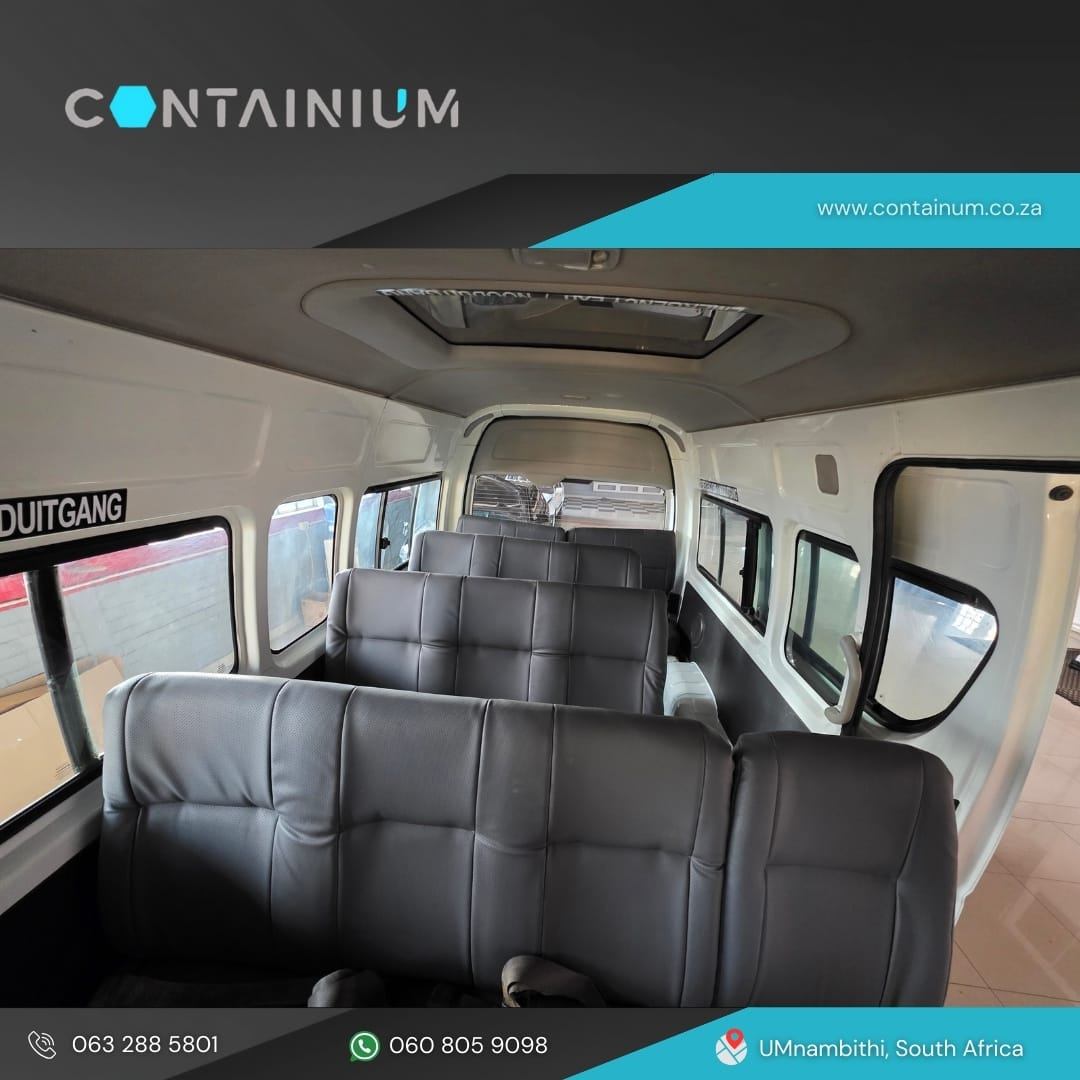 Toyota Quantum Sesfikile Hiace, 16 Seater - Toyota Quantum 2.5 - View 4