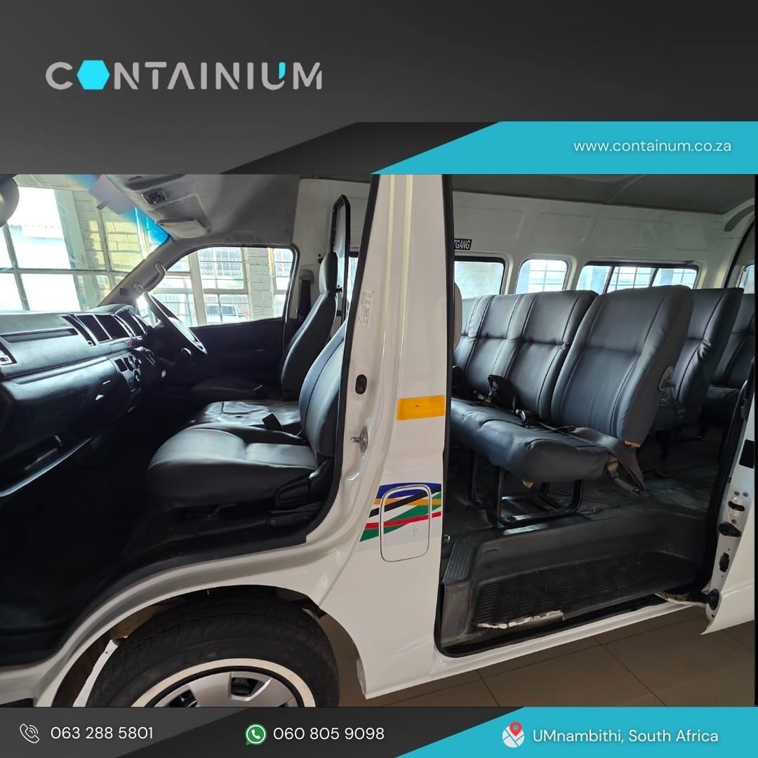 Toyota Quantum Sesfikile Hiace, 16 Seater - Toyota Quantum 2.5 - View 6